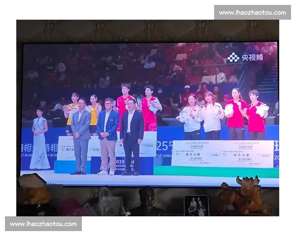 巅峰赛场上的羽毛球对决激情与荣耀之战全面解析精彩瞬间回顾